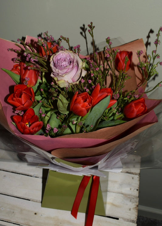 VALENTINE’S SPECIAL - Rose and Tulip Aqua Pack