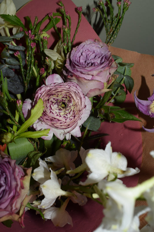 MOTHER’S DAY PRE-ORDER - Florist Choice Handtie