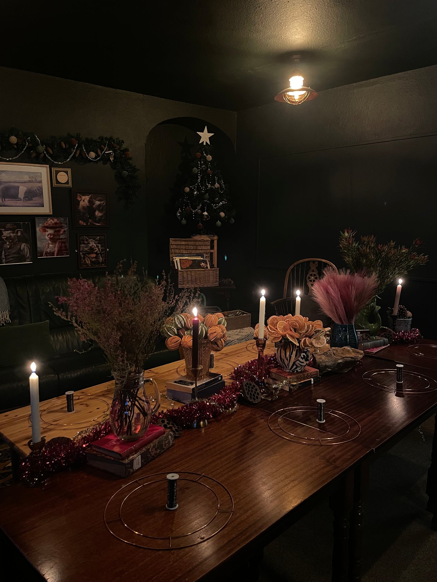 LUXURIOUS WINTER WREATH WORKSHOP