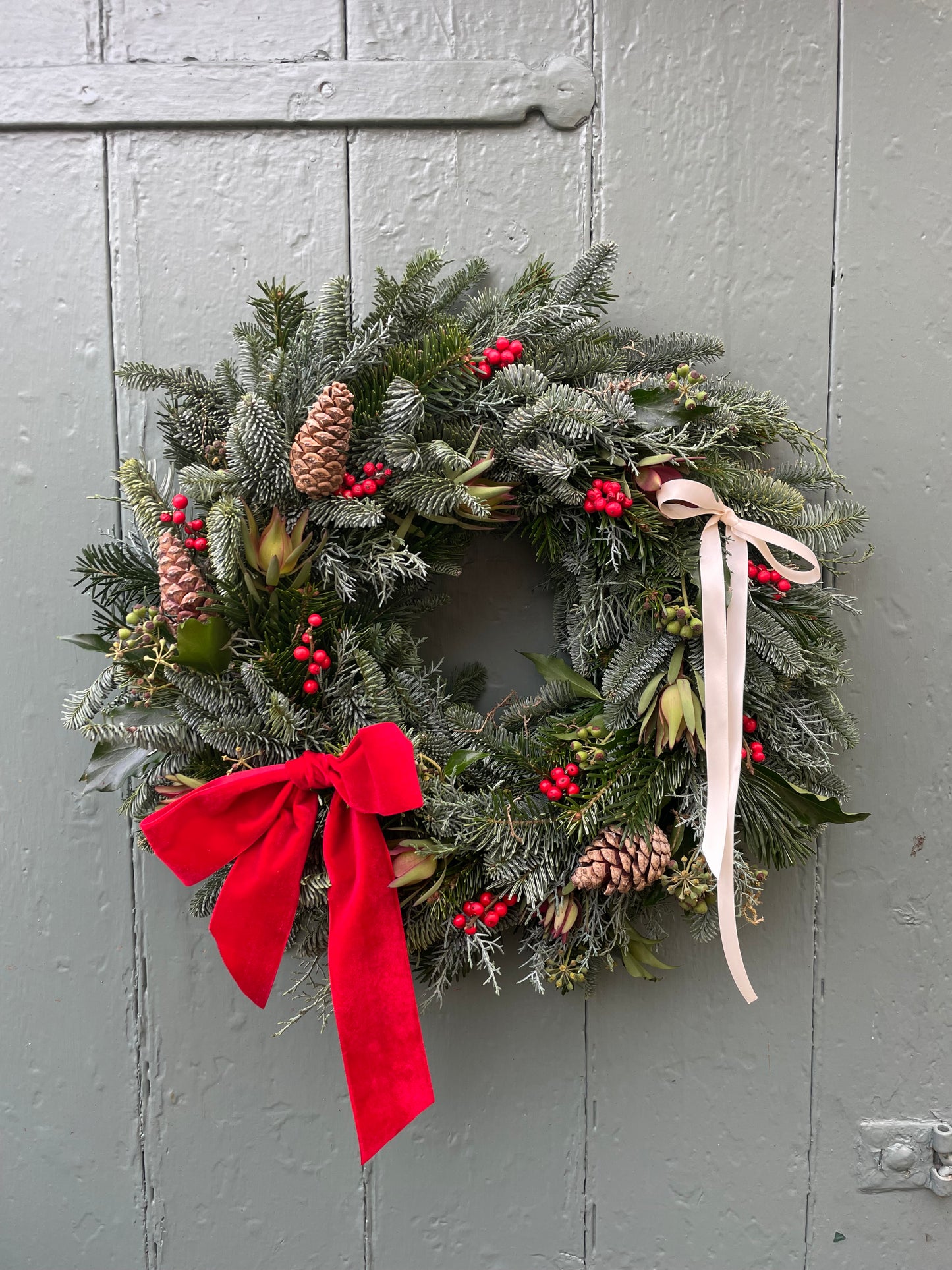 LUXURIOUS WINTER WREATH WORKSHOP